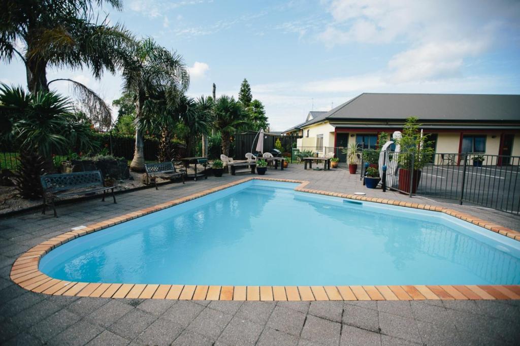 Asure Kaimai View Motel Katikati Exterior photo